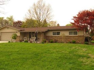 8977 Carriage Hill Dr, Shelby Township, MI 48317