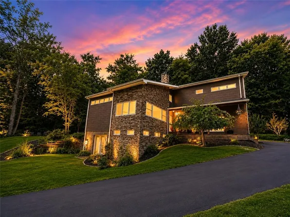 236 Hespenheide Rd, Mars, PA 16046