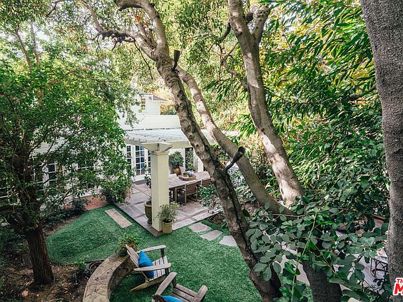 4th image of 1134 N Sierra Alta Way