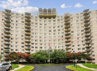 1121 University Blvd W APT 1015-B, Silver Spring, MD 20902