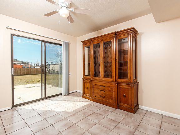 3rd image of 312 Coral Dr