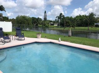 142 Bobwhite Rd, Royal Palm Beach, FL 33411
