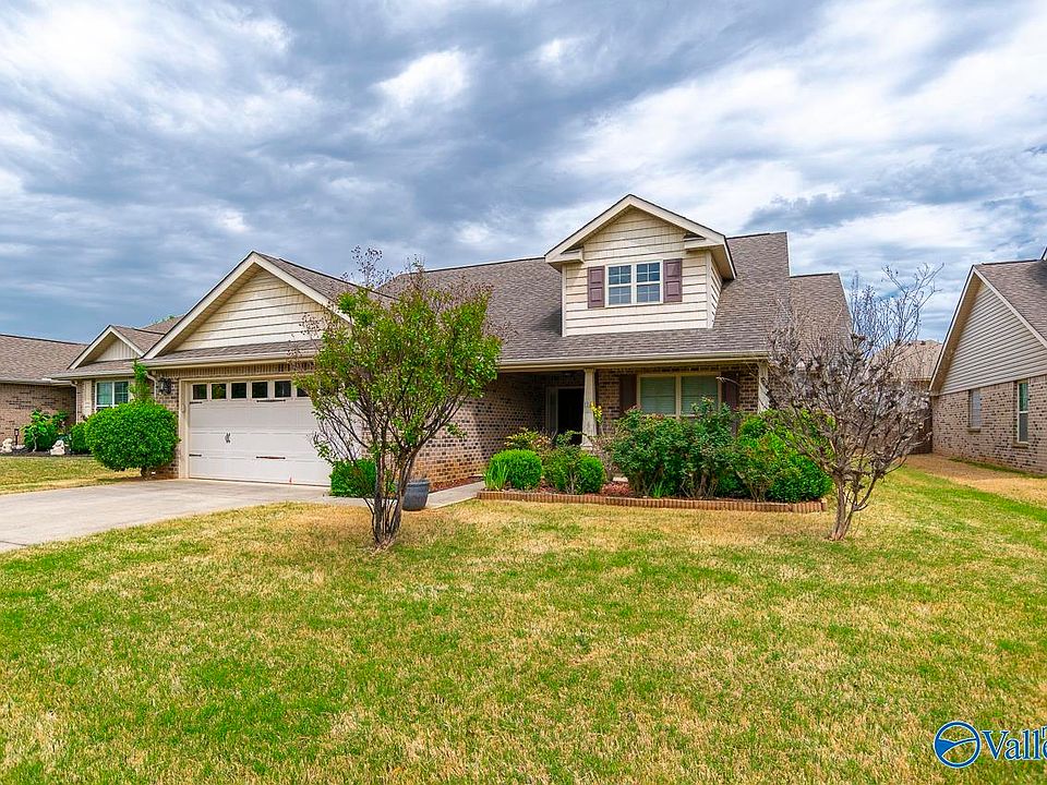 1st image of 116 Summer Cove Cir NW