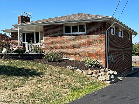 3rd image of 510 Hemlock St