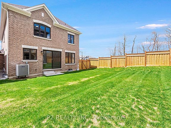 5th image of 73 Bearberry Rd