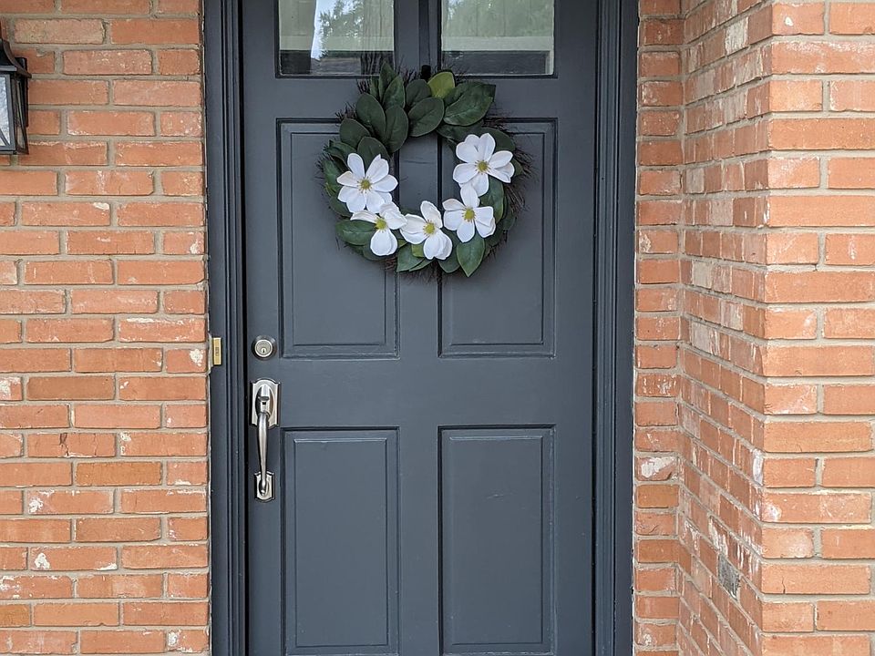 1st image of 2818 Keenan Dr