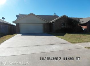 4420 SW Hickory Ln, Lawton, OK 73505