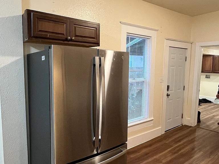 2575 Lee St SE — Photo 6