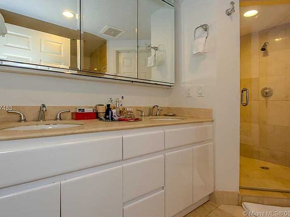 5th image of 671 Biltmore Way #Ph