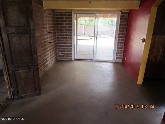 4th image of 2944 E Cushman Dr