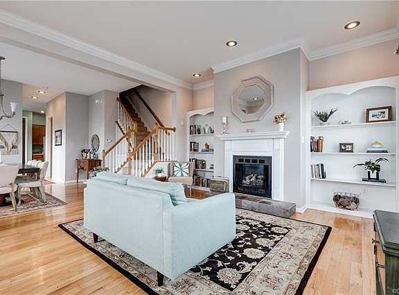 3rd image of 621 N 29th St