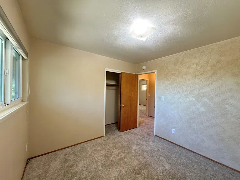 275 Cold Springs Rd — Photo 17