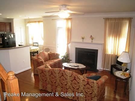 3rd image of 13659 Venturi Ln