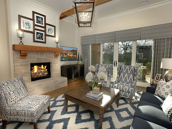 The Ravenna Family Room