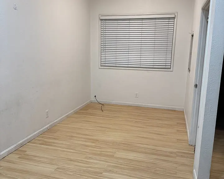 2832 Summit St #2 — Photo 14