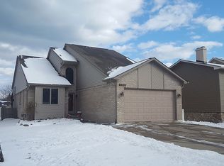 39438 E Archer Dr, Harrison Township, MI 48045