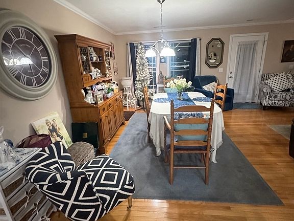 5th image of 216 Reservoir St APT 208