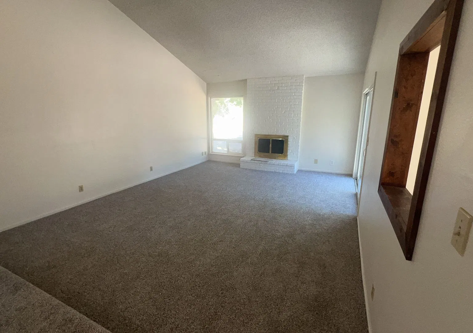 303 Diane Ct, Merced — Photo 1