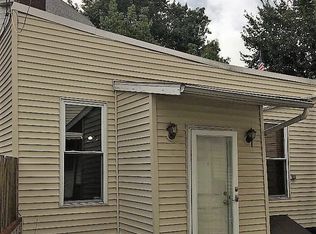 5910 Flushing Ave, Maspeth, NY 11378