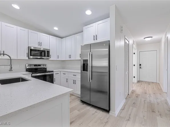 2504&2506 Hawalaska St, Lehigh Acres, FL 33973