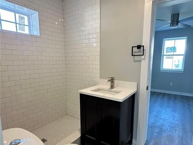 157 Taylor St — Photo 3