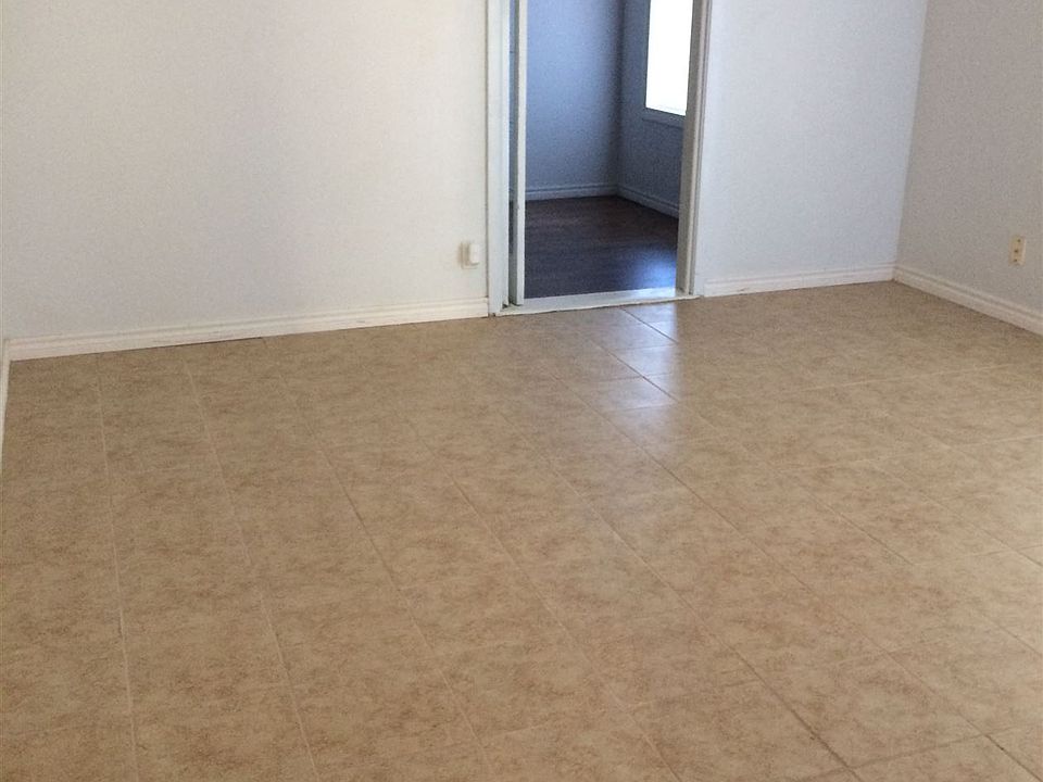 1st image of 9803 Eveningway Dr