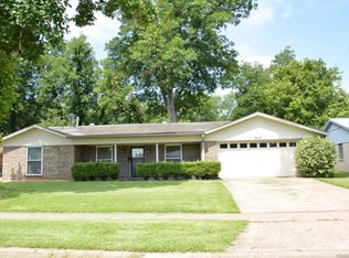 3914 Parkway Dr, Bossier City, LA 71112