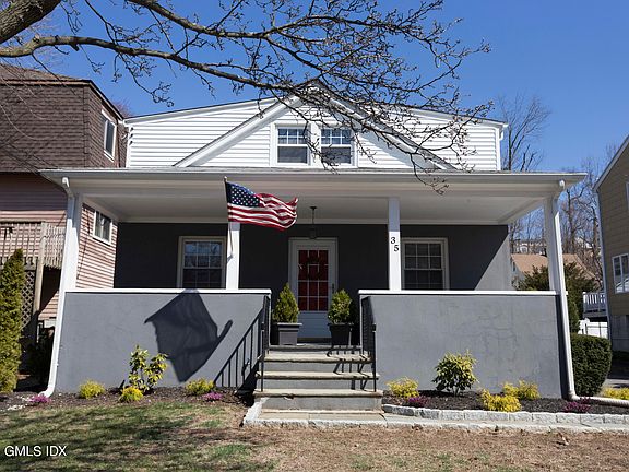 2nd image of 35 Hollow Wood Ln #1