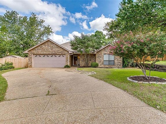 3rd image of 6939 Misty Meadow Ct