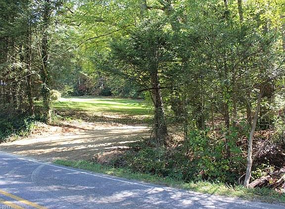 4th image of 9999 Enka Lake Rd