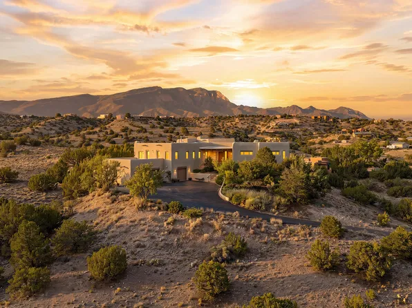 23 Calle Cienega Ct, Placitas, NM 87043