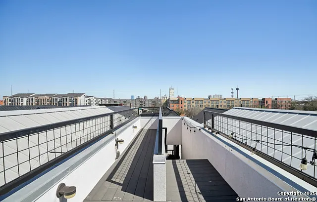310 Clay St #11 — Photo 24
