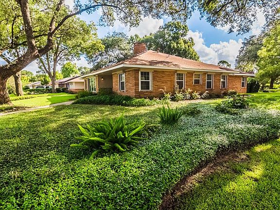 4th image of 3343 S Braeswood Blvd