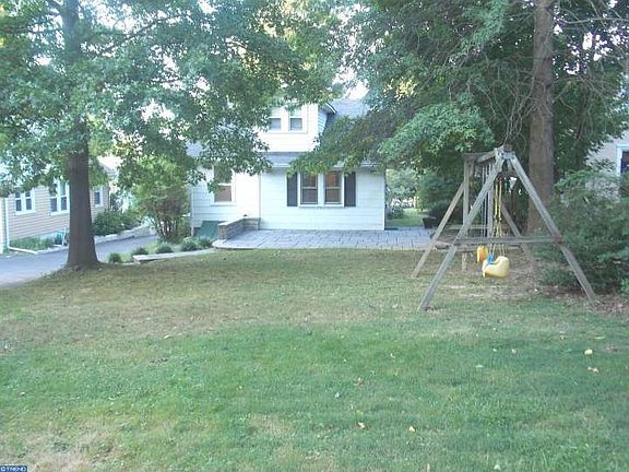 5th image of 504 Grant Ave