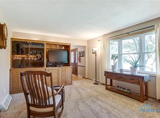 2270 Garden Creek Dr, Maumee, OH 43537