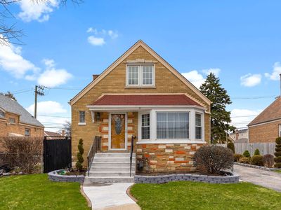 8013 S Kedzie Ave, Chicago, IL, 60652