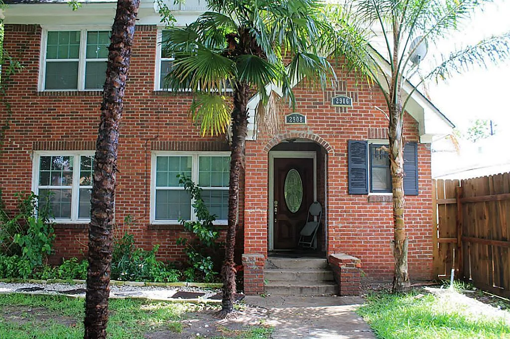 3 bed, 1.0 bath, $1,450 — Photo 1
