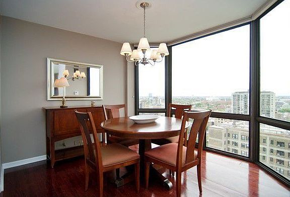 5th image of 2650 N Lakeview Ave APT 2001
