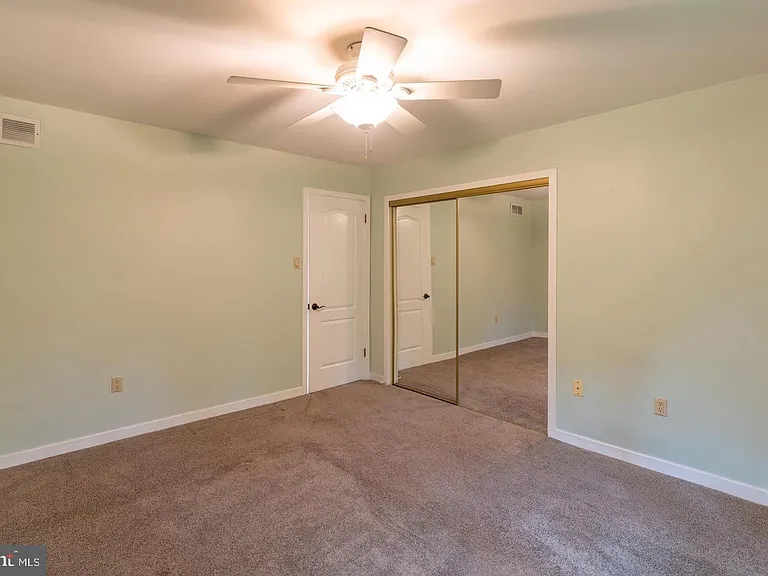 56 W Windrose Dr — Photo 48