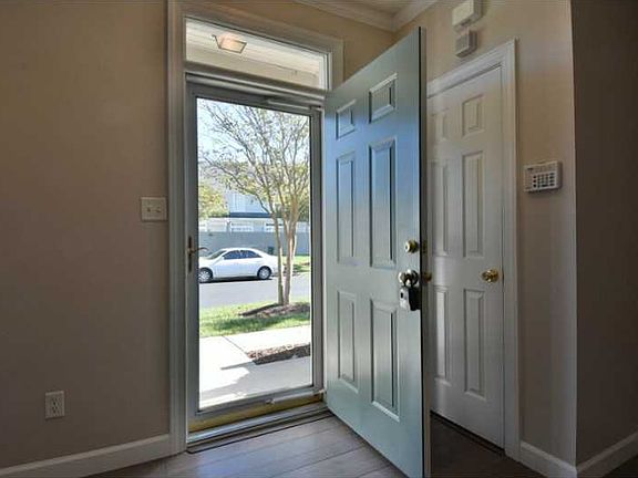 5th image of 1402 Siena Ct