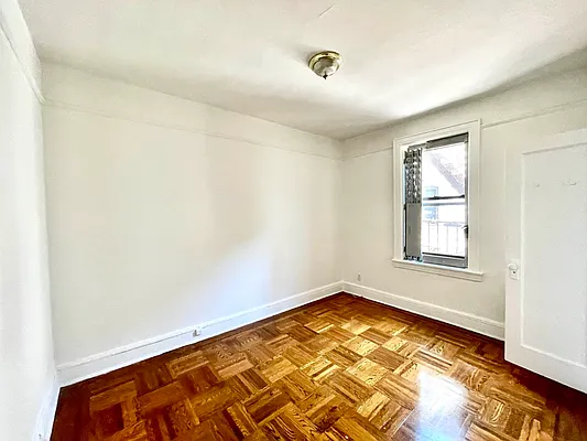 Rented by Pear NYC LLC | media 15