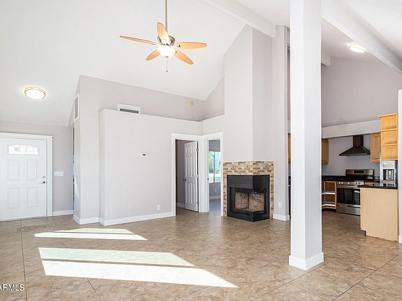 4th image of 1535 N HORNE -- #103
