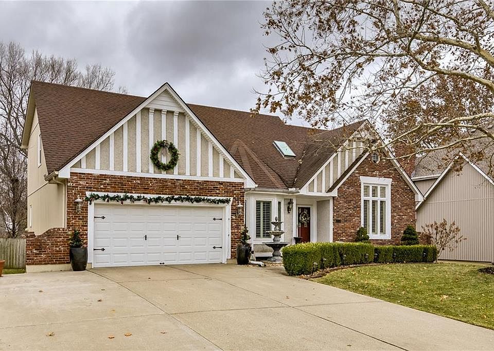 2012 NE Waterfield Dr, Blue Springs, MO 64014 Zillow