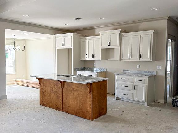 3rd image of 6416 Lake Alapaha Dr