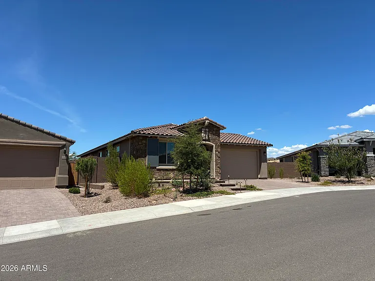 31684 N 135th Ln — Photo 2