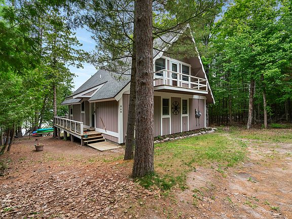 2nd image of 868 Chippewa Beach Rd