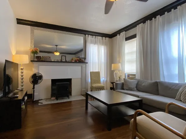 1910 Blodgett St, Houston, TX 77004