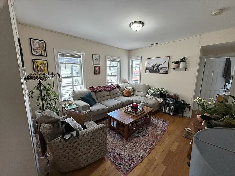 521 Main St #2 — Photo 17