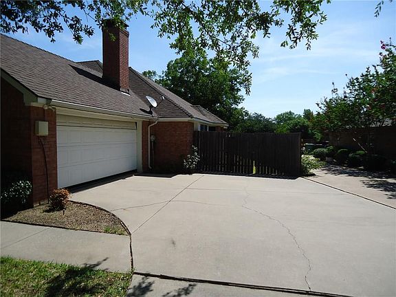 2nd image of 3420 Nottingham Dr
