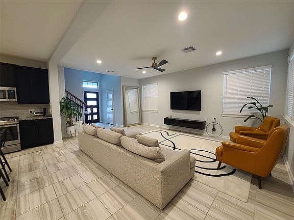 5th image of 7035 Coneflower Creek Ct